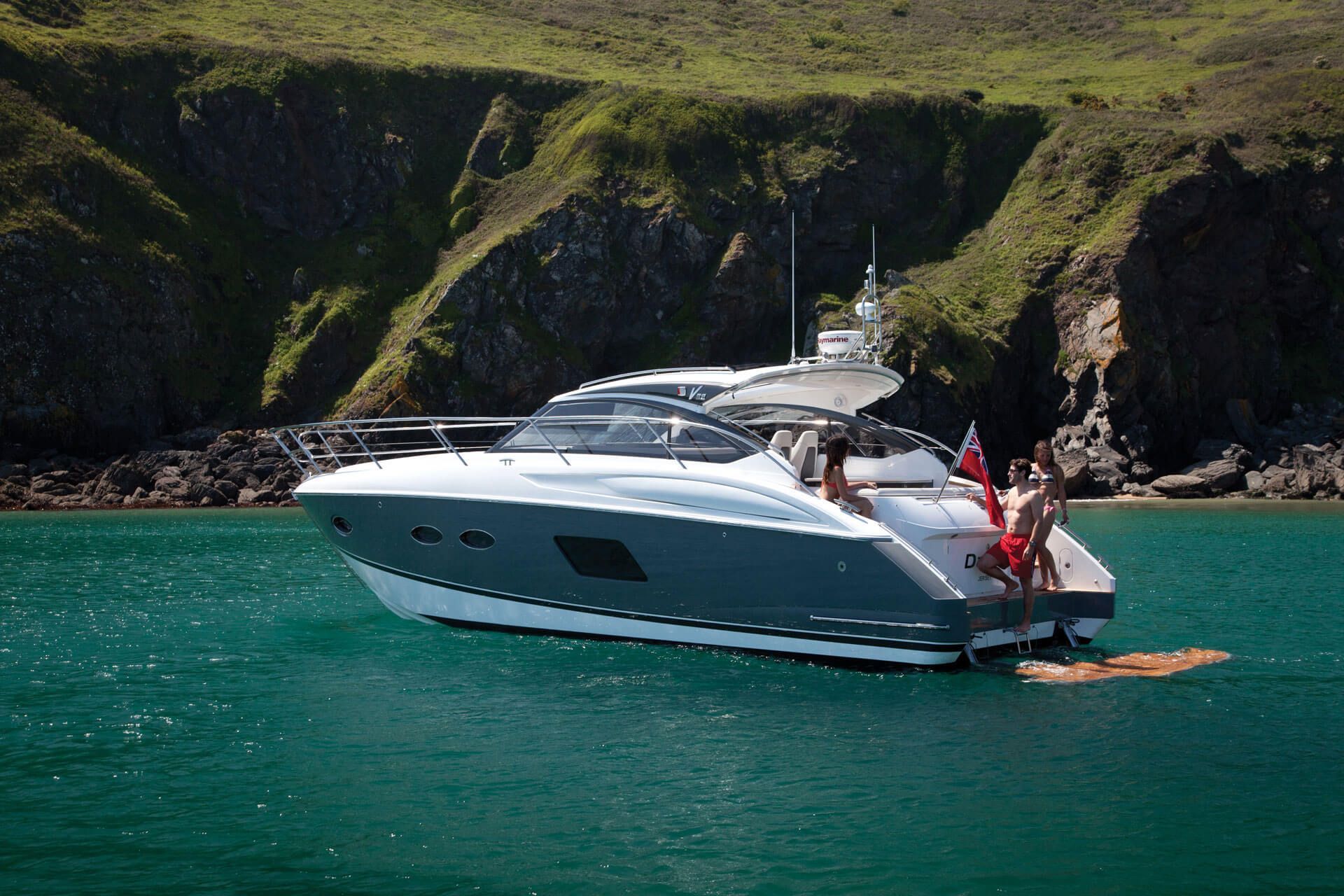 2012 Princess Yachts V39