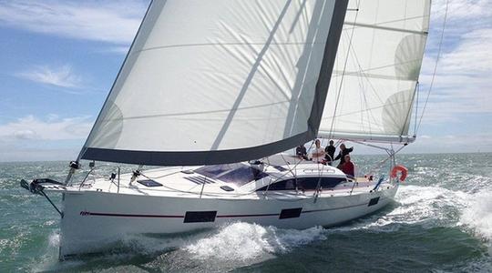2013 RM Yachts RM 1360 Twin keel