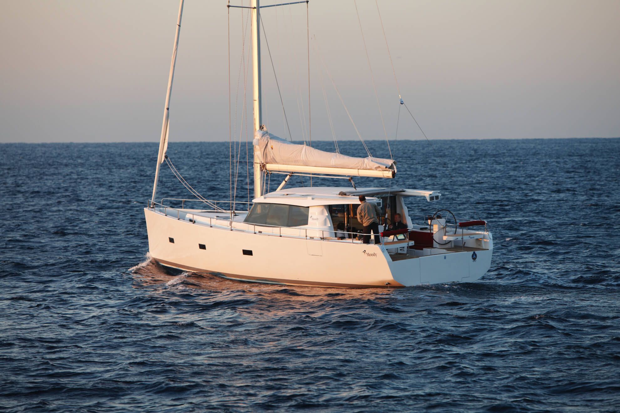 2022 Moody Yachts Decksaloon 45