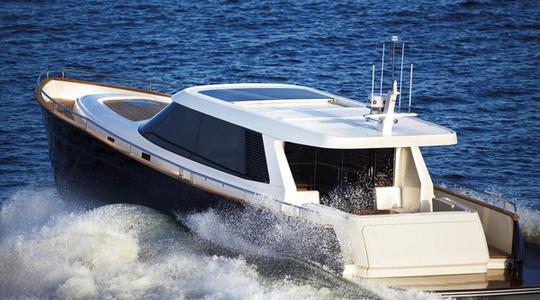 2013 Contest Yachts 52MC Fastlane