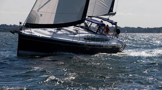 2011 Marlow Hunter Marlow Hunter 50 Furling mainsail