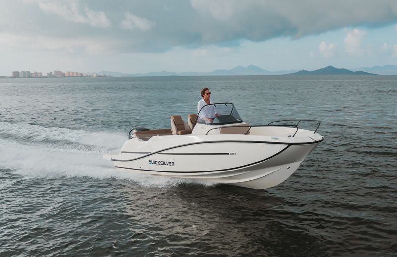 Quicksilver Activ 605 Open, photo 2