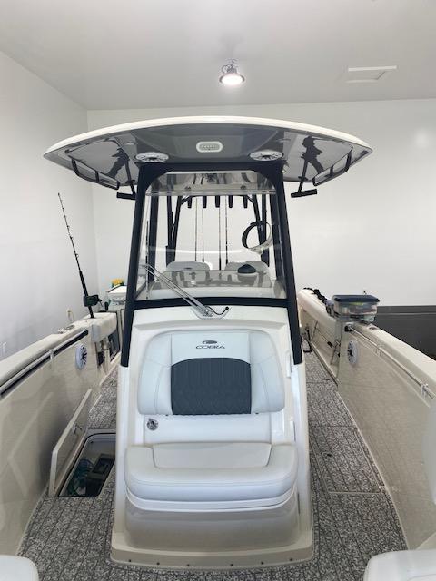 2021 Cobia Boats 301 Center Console