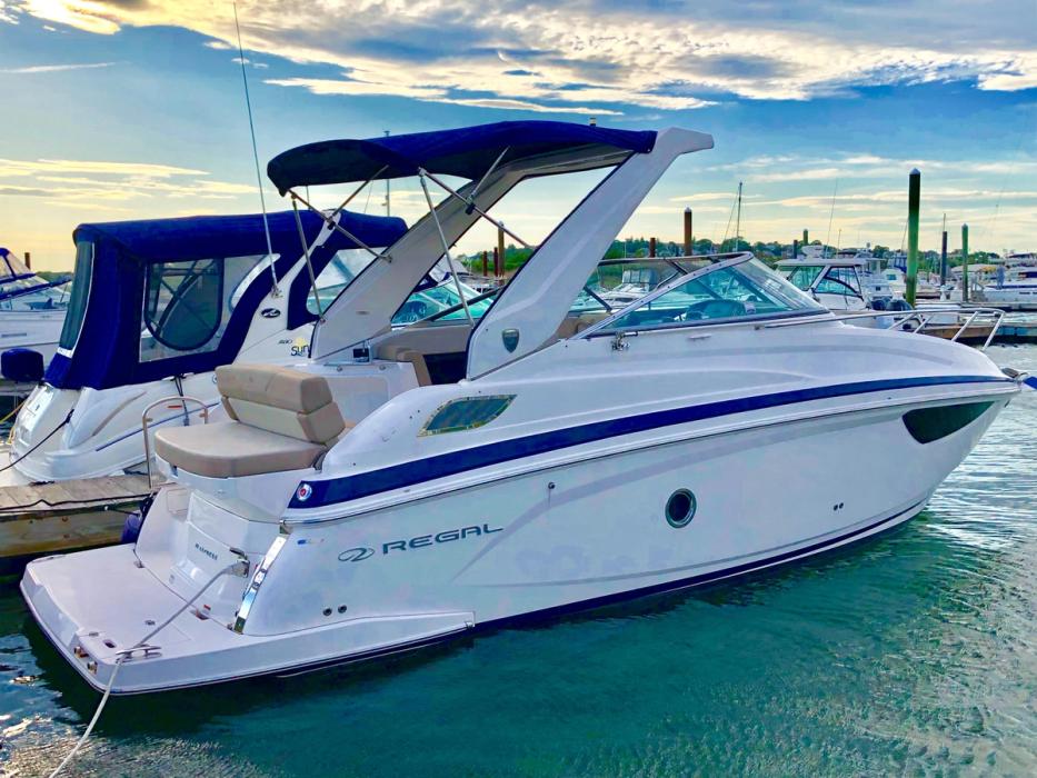 2014 Regal Boats 28 Express
