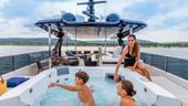 2018 Custom Line Navetta 42