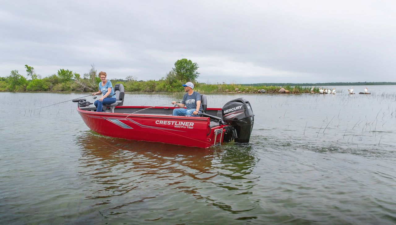 Crestliner 1650 Pro Tiller fishing
