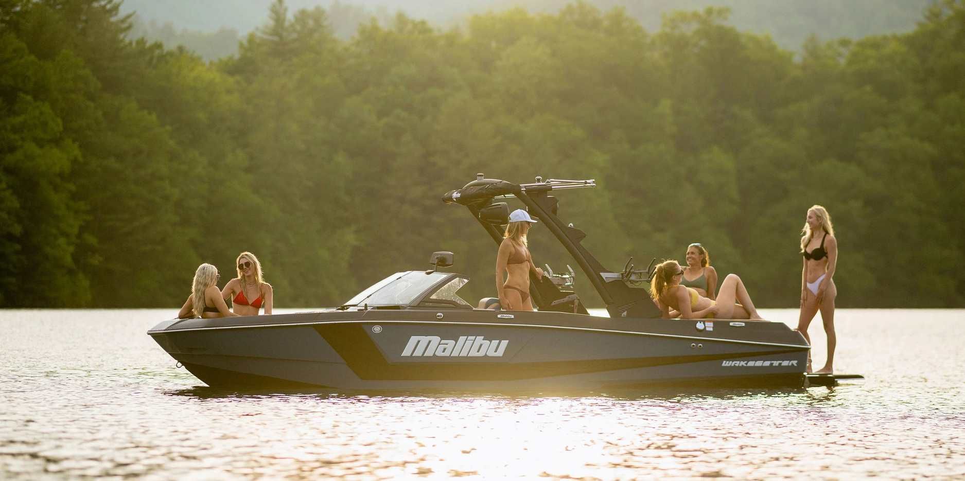 2023 Malibu Boats Wakesetter 21 LX
