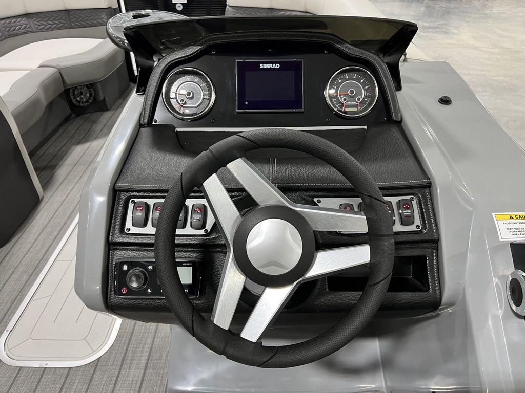 2021 Godfrey Pontoon Boats Monaco 235 DFL iMPACT 29 in. Center Tube