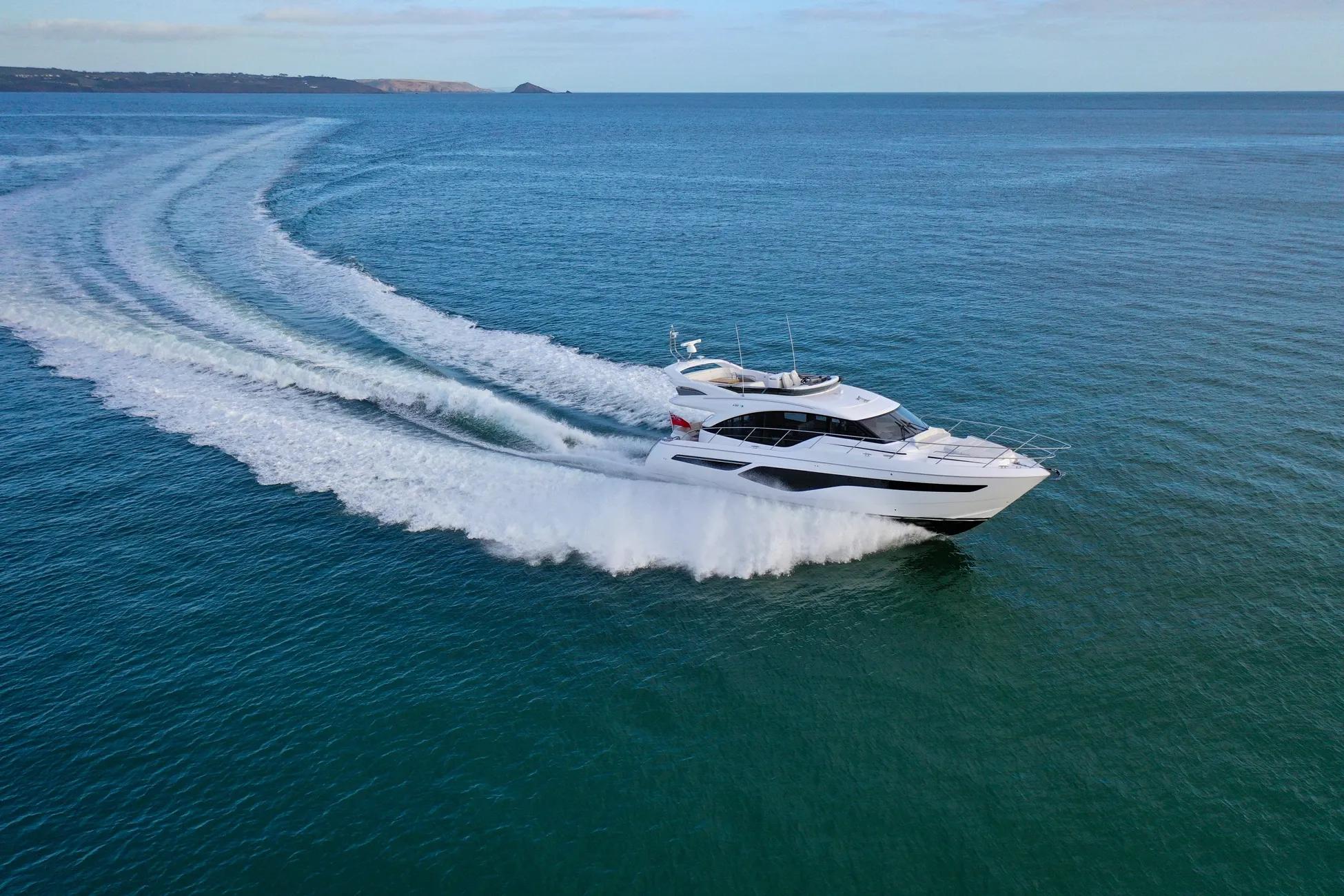 2022 Princess Yachts F55