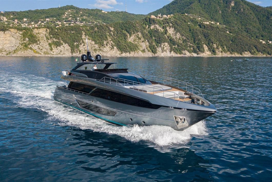 2018 Riva Yacht 100 Corsaro