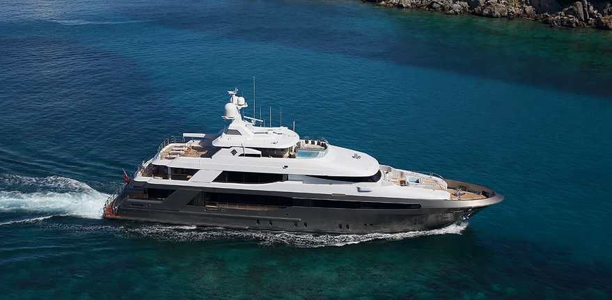 2017 Crescent Yachts 145