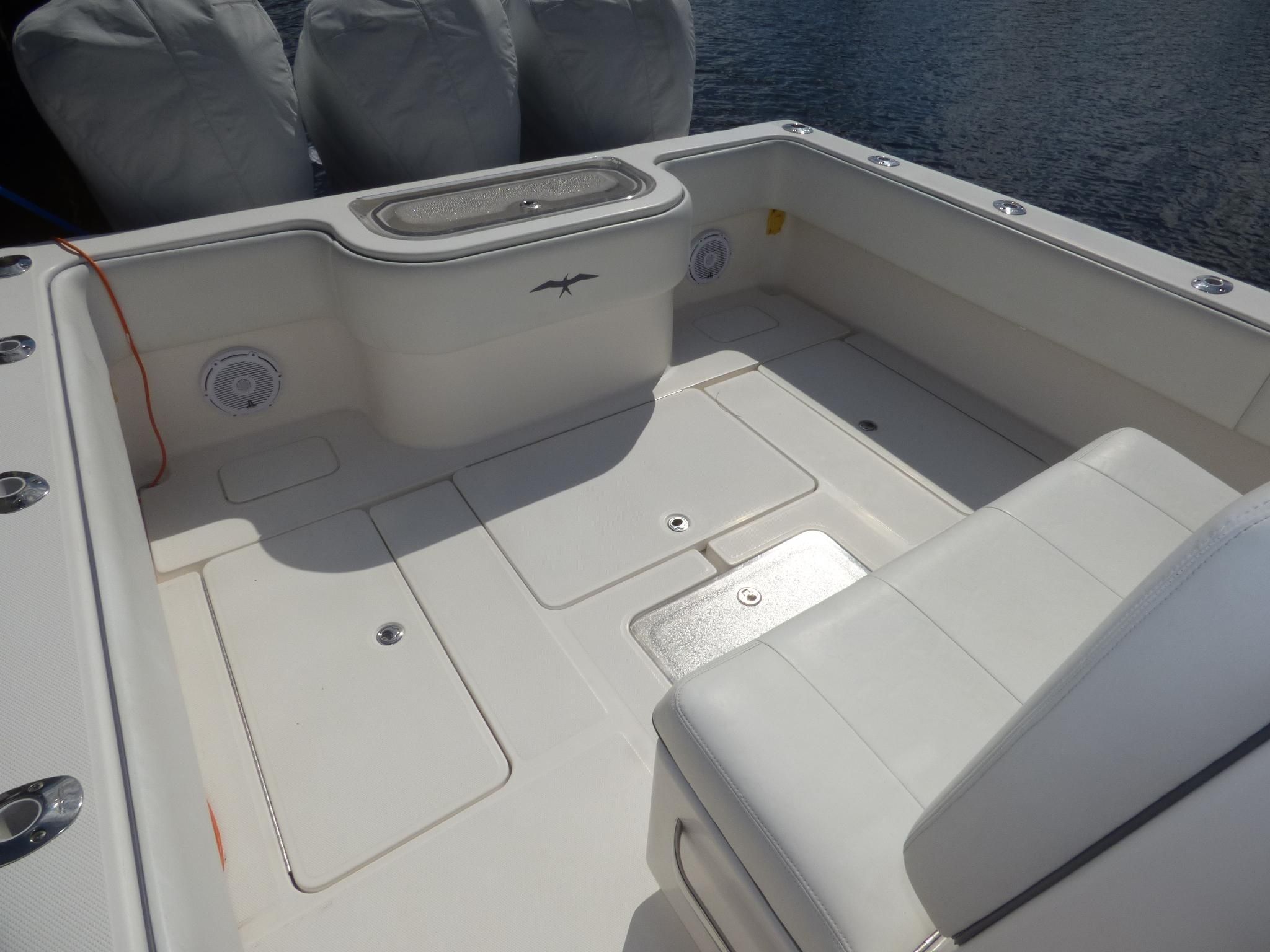 2011 Invincible Boats 36 CC