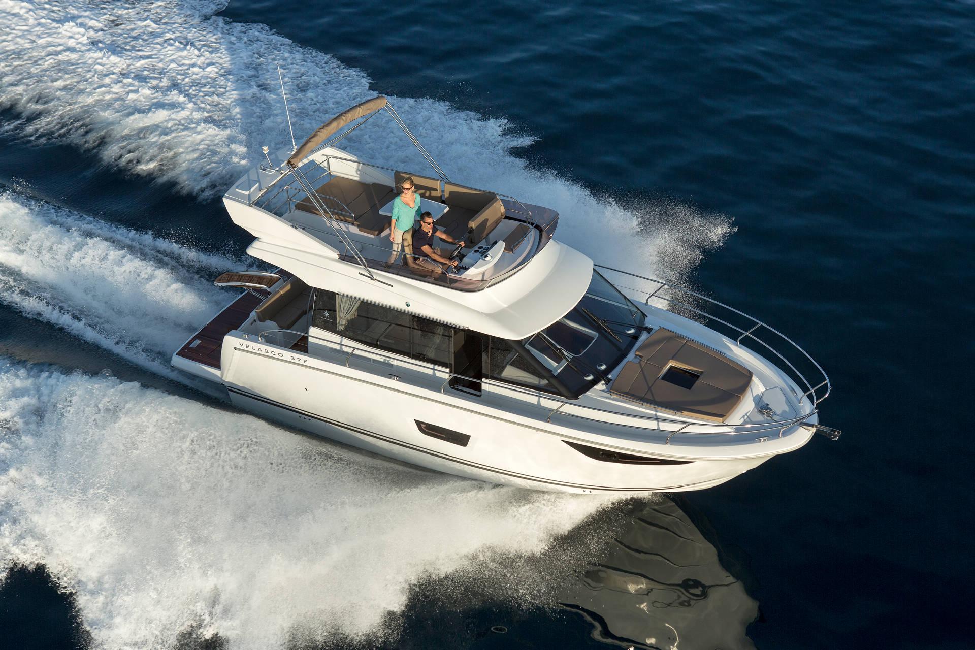 2018 Jeanneau Velasco 37F