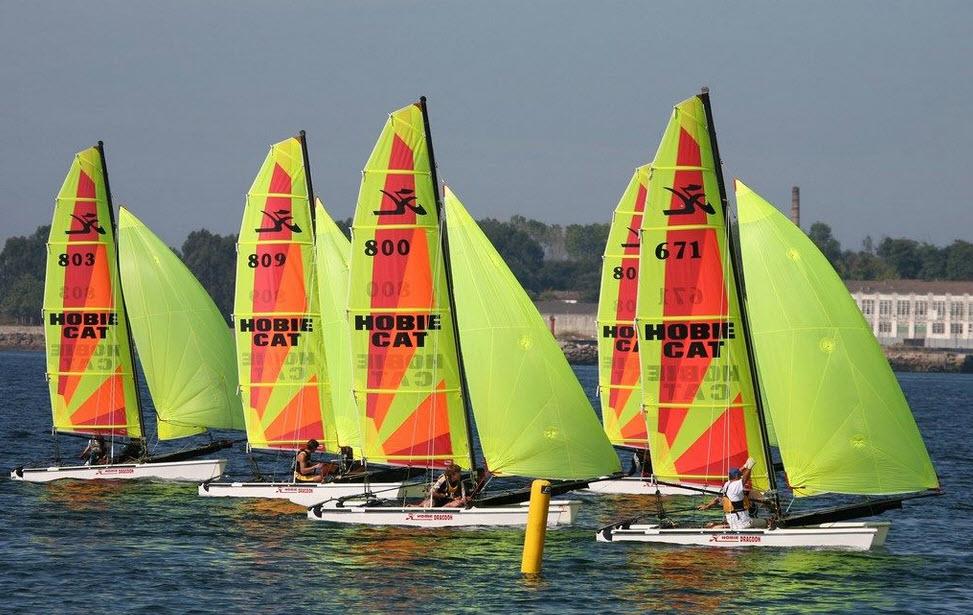 1998 Hobie Cat  Hobie Cat Dragoon Club