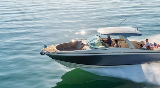 2022 Chris-Craft Launch 35 GT