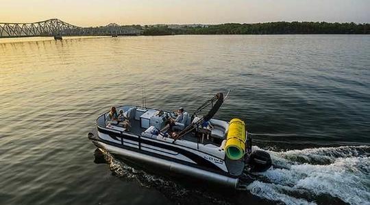 2024 Lowe Boats SF 232