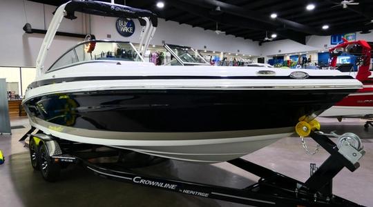 2022 Crownline 240SS