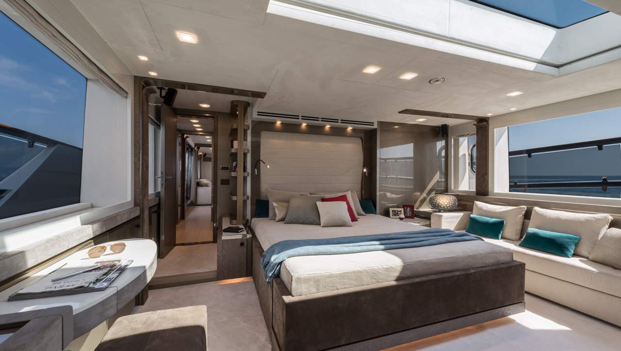 2016 Monte Carlo Yachts MCY 96