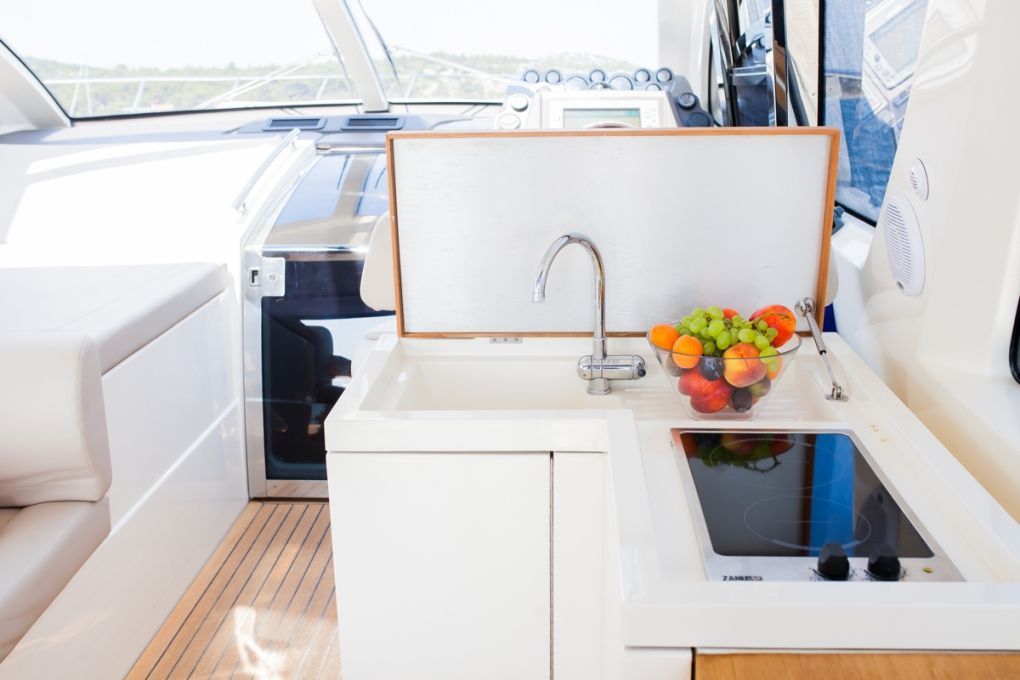 2009 Azimut Yachts Atlantis 54 HT