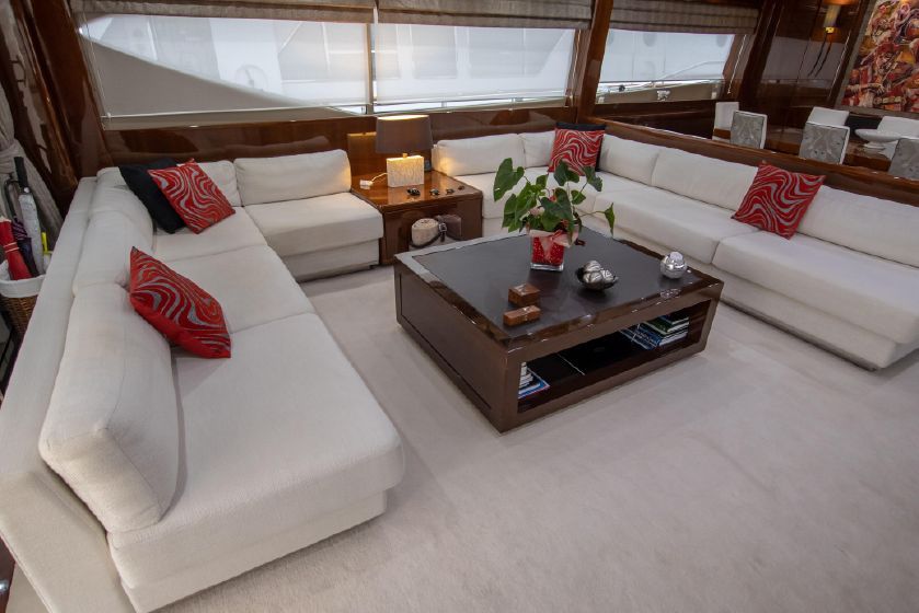 2011 Princess Yachts 95