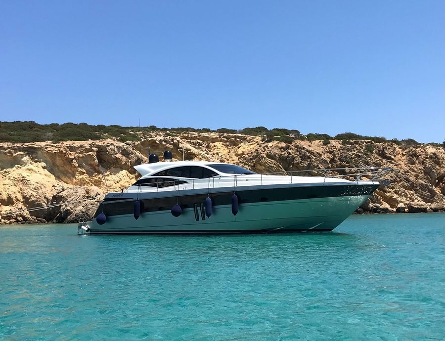 2007 Pershing Yachts 62