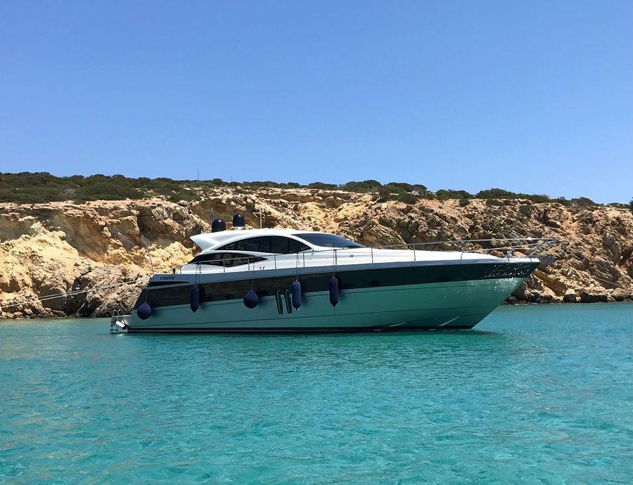 2007 Pershing Yachts 62