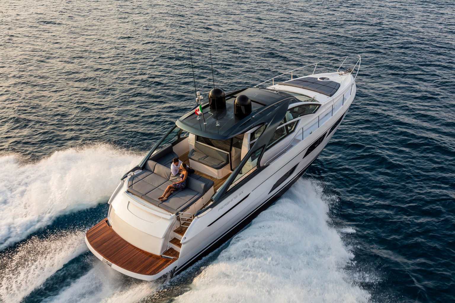 2016 Pershing Yachts 5X