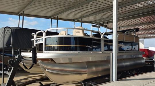 2022 Sun Tracker BASS BUGGY 16 XL SELECT