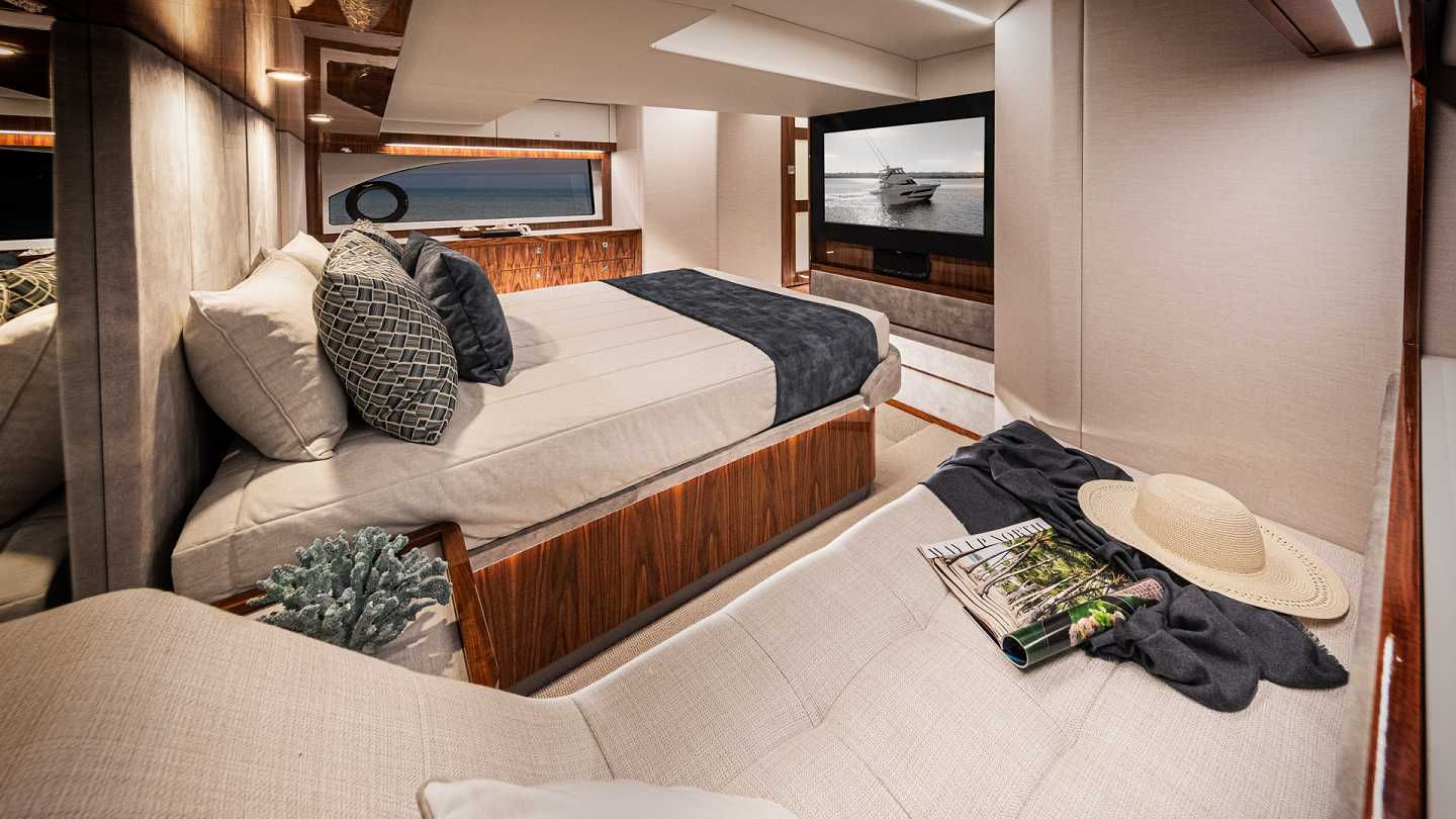 2020 Riviera 50 Sports Motor Yacht