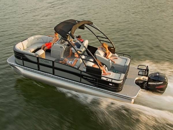 2021 Lowe Boats Retreat 230 RFL