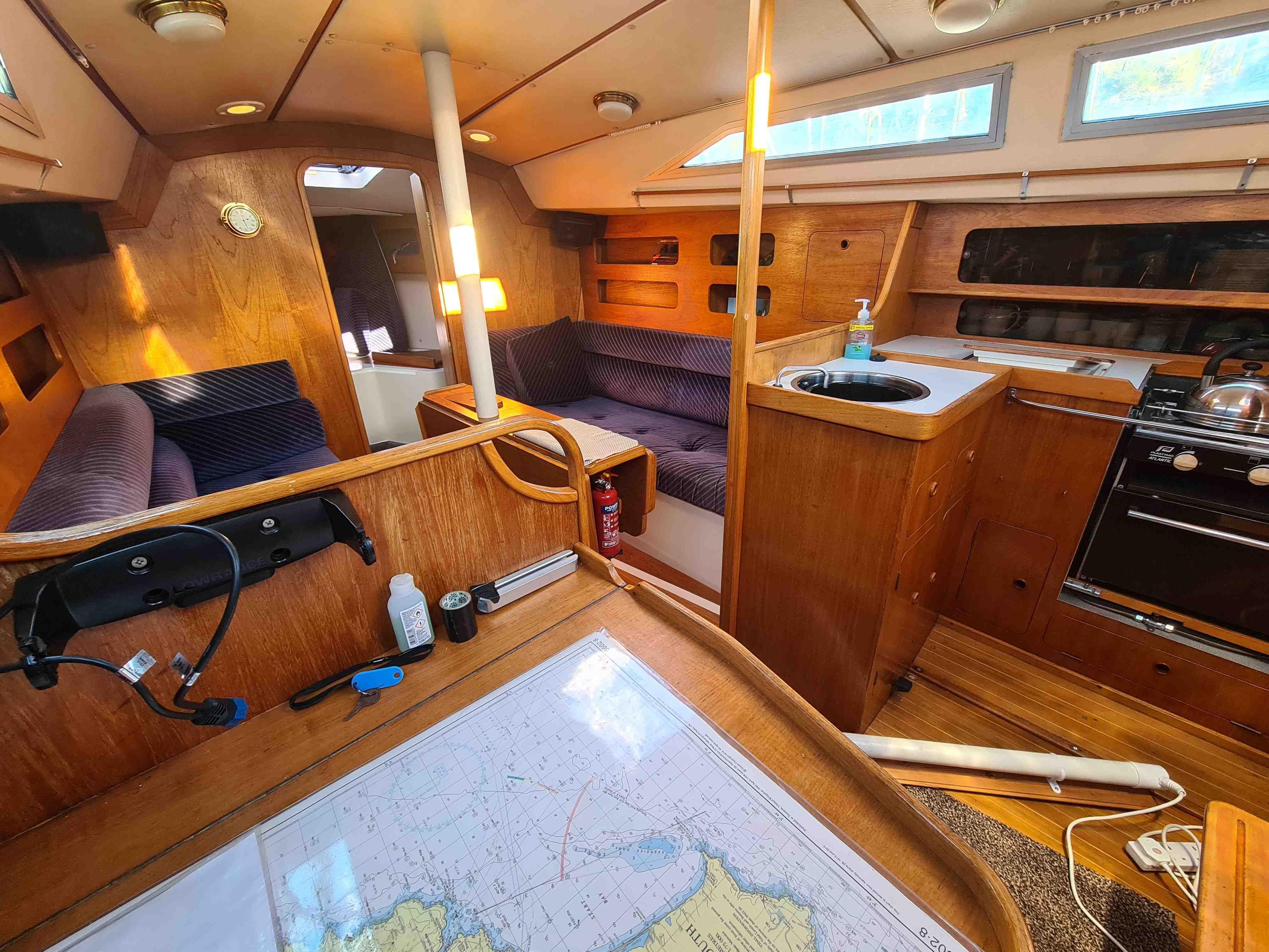 1983 Moody Yachts 31 Mk 