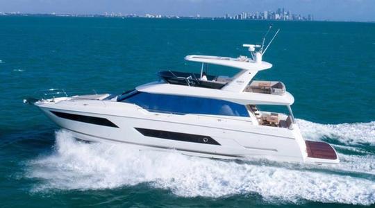 2021 Prestige Yachts 680