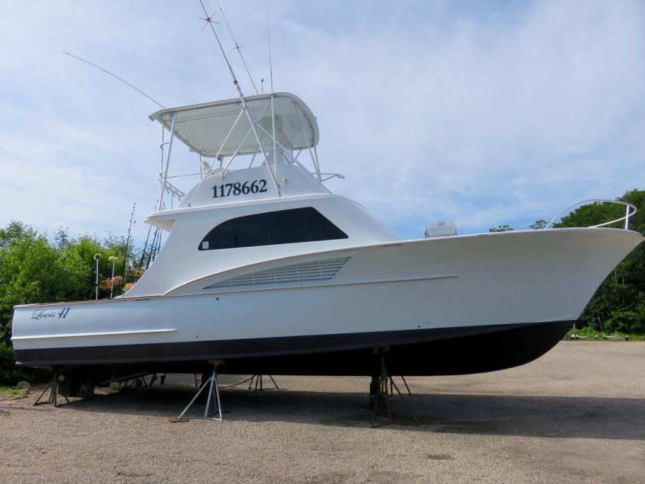 2013 Custom Carolina  Lewis Brothers 41 Flybridge Sportfish