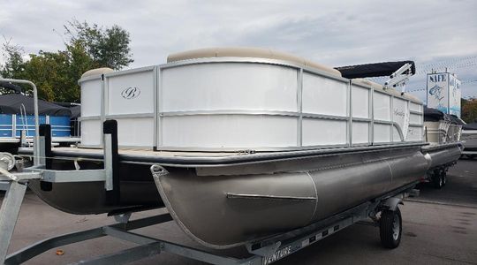 2022 Bentley Pontoons LE 200 CR