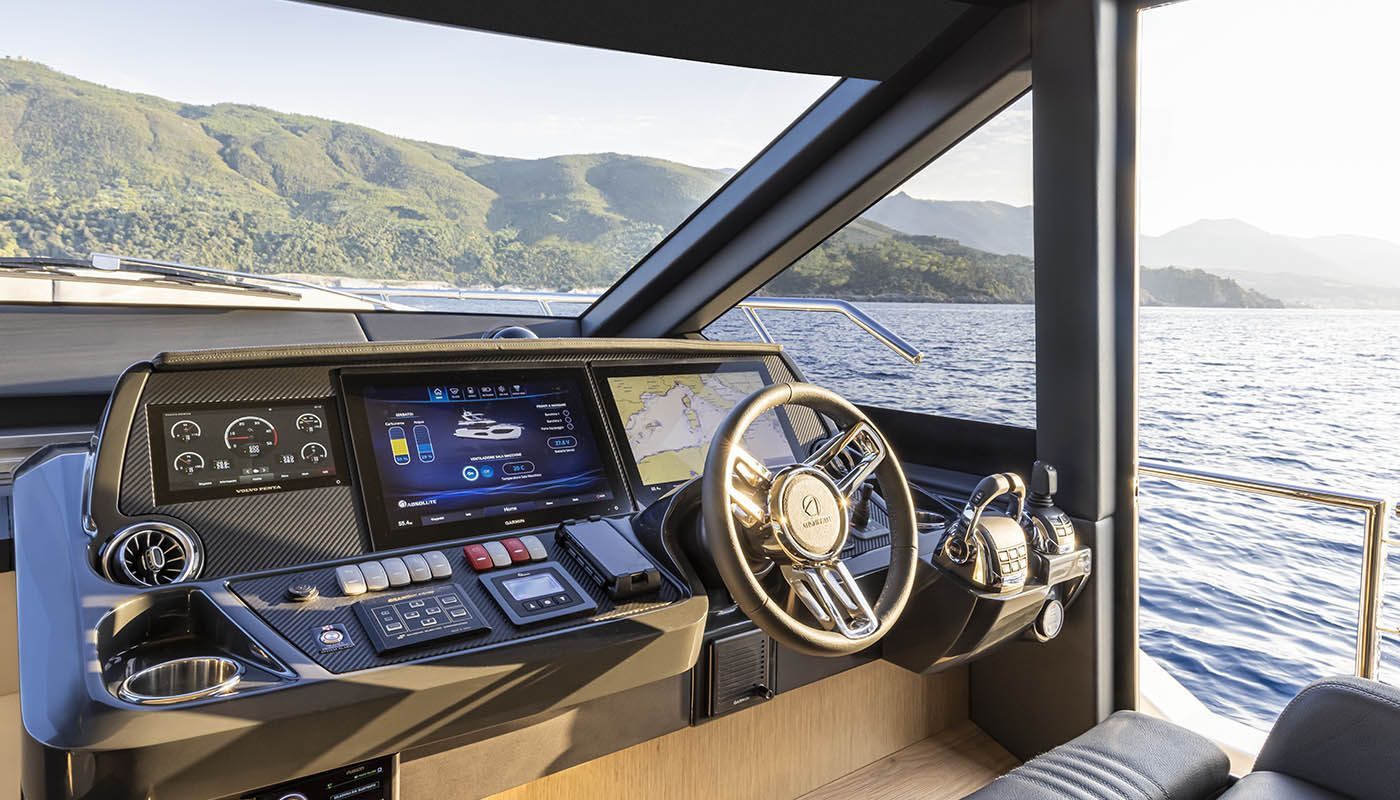 2021 Absolute Yachts 60 FLY