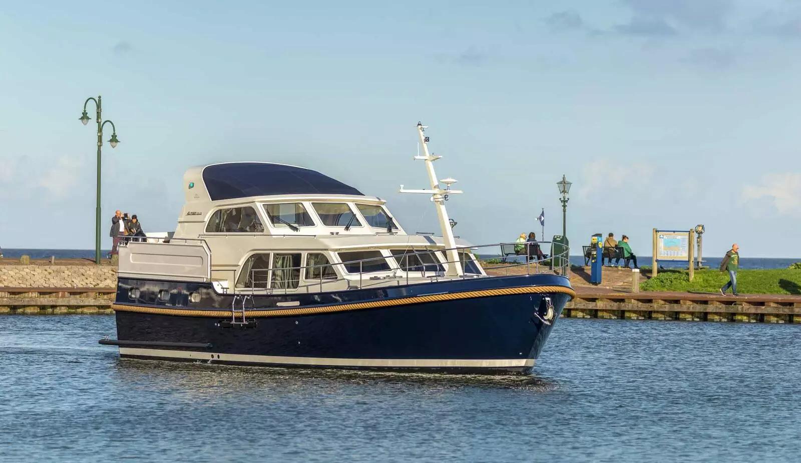 2016 Linssen Yachts Grand Sturdy 450 AC Variotop