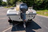 2005 Century Boat 18' CC