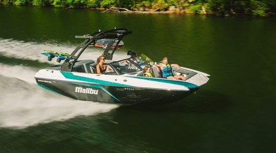 2021 Malibu Boats Wakesetter 21 MLX