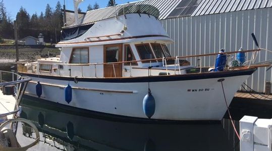1979 CHB Yachts Aft Cabin Trawler