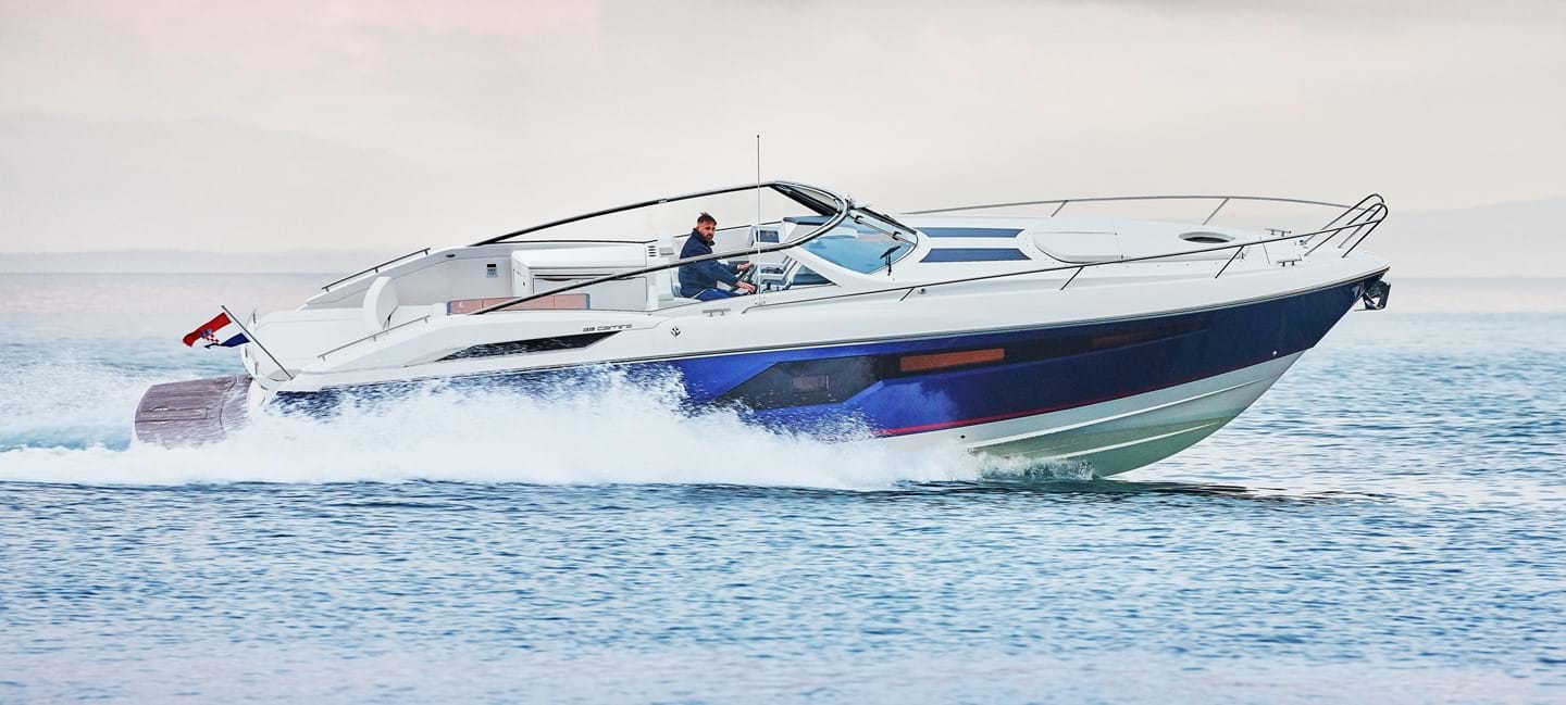 2014 Windy 39 Camira