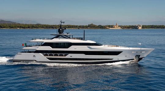 2022 Custom Line 140