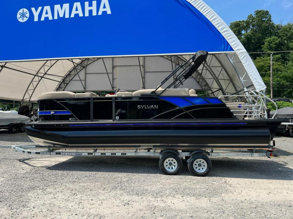 2022 Sylvan L3 DLZ BAR Tritoon - In Stock