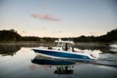 2022 Boston Whaler 330 Outrage