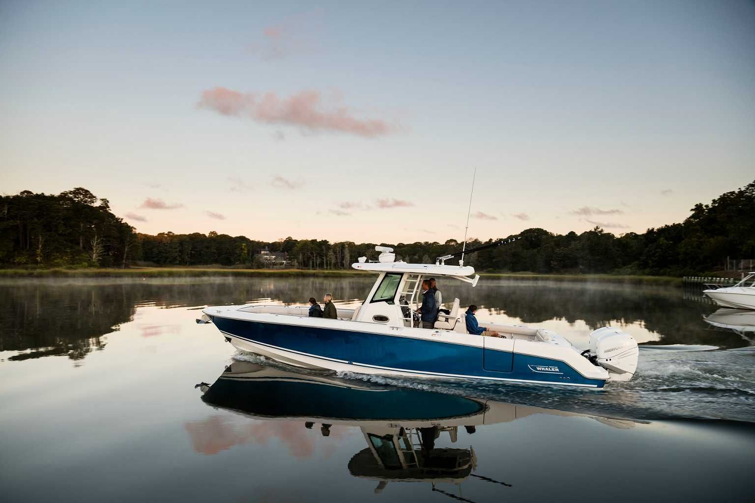 2022 Boston Whaler 330 Outrage