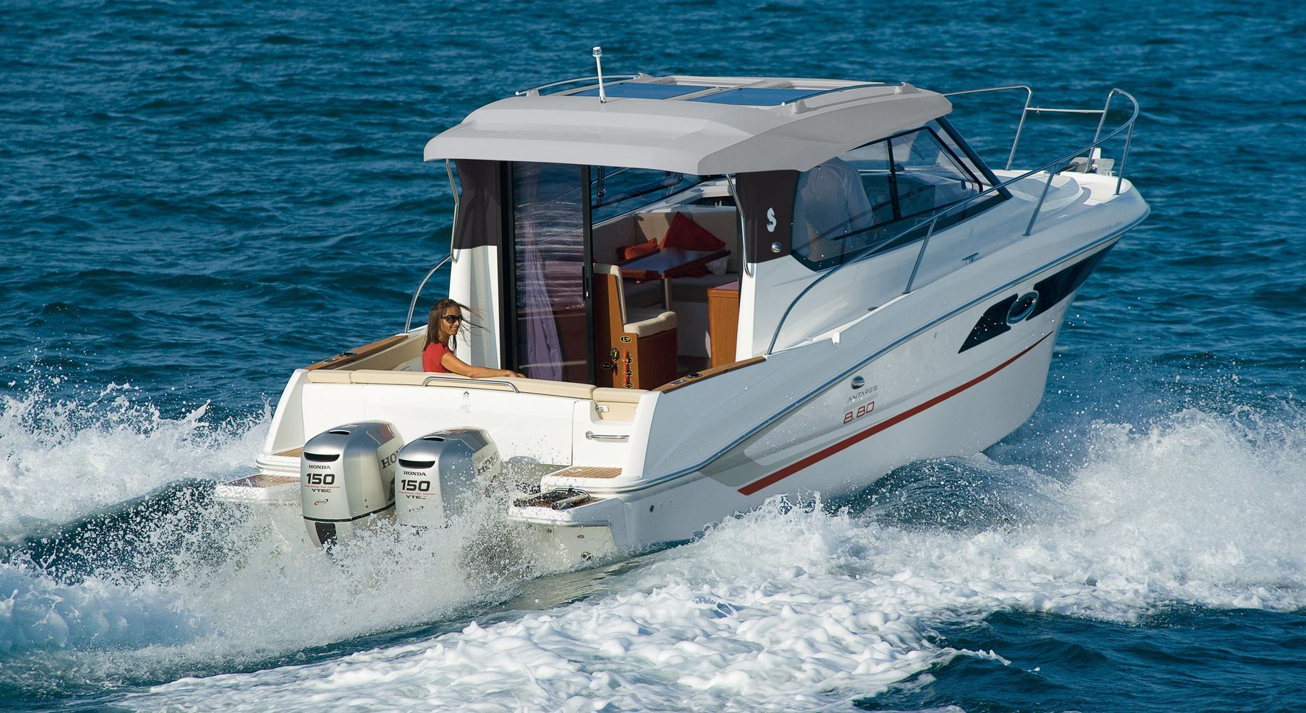 2011 Beneteau Antares 8.80