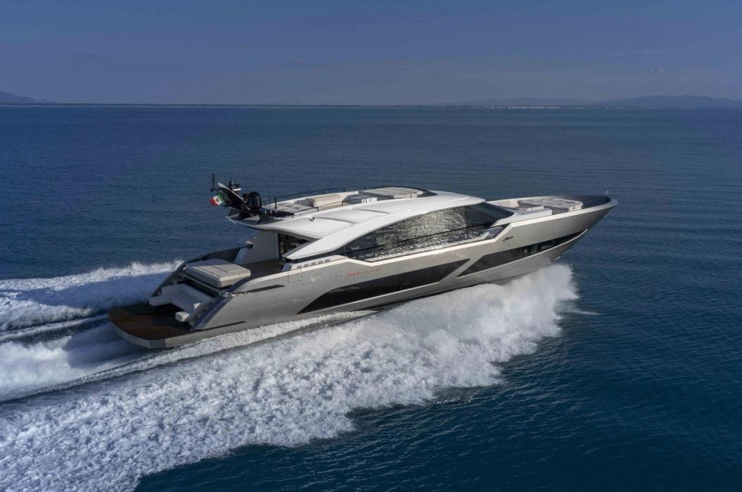 2017 AB Yachts 100