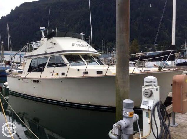 1978 Tollycraft Yachts 37 Sedan