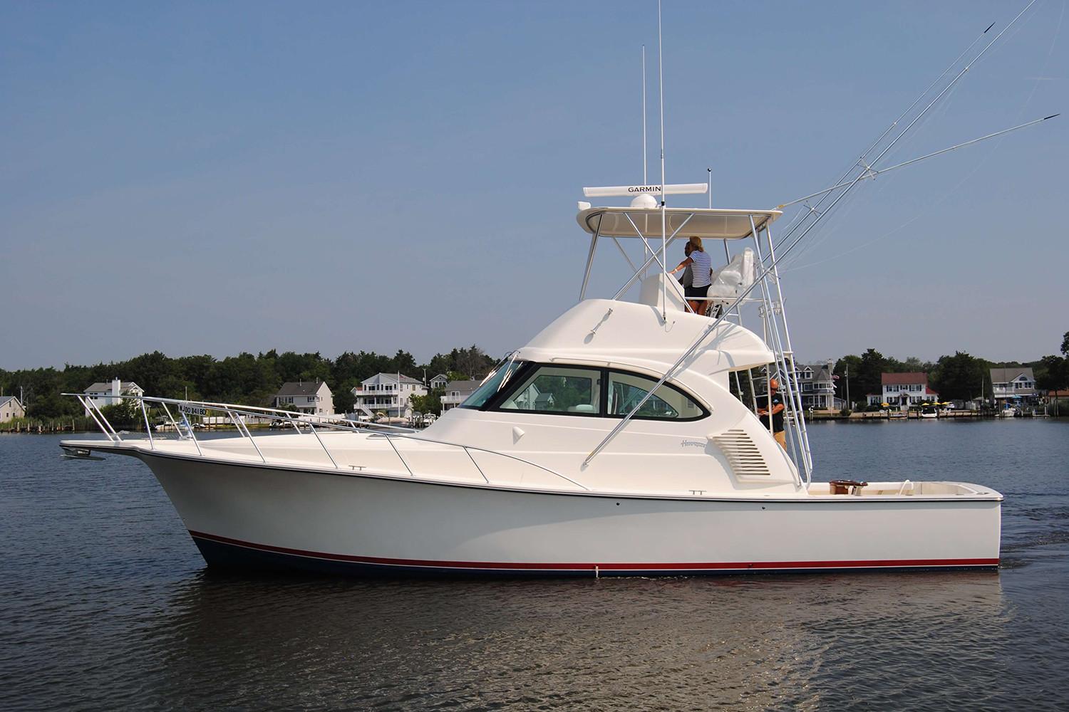 2022 Henriques Yachts 42 Express Htb