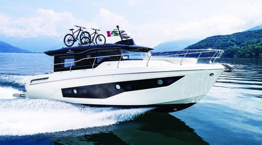 2021 Cranchi Yachts T36