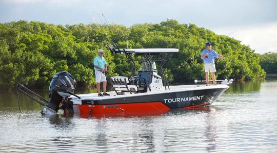 2022 Wellcraft 241 Bay